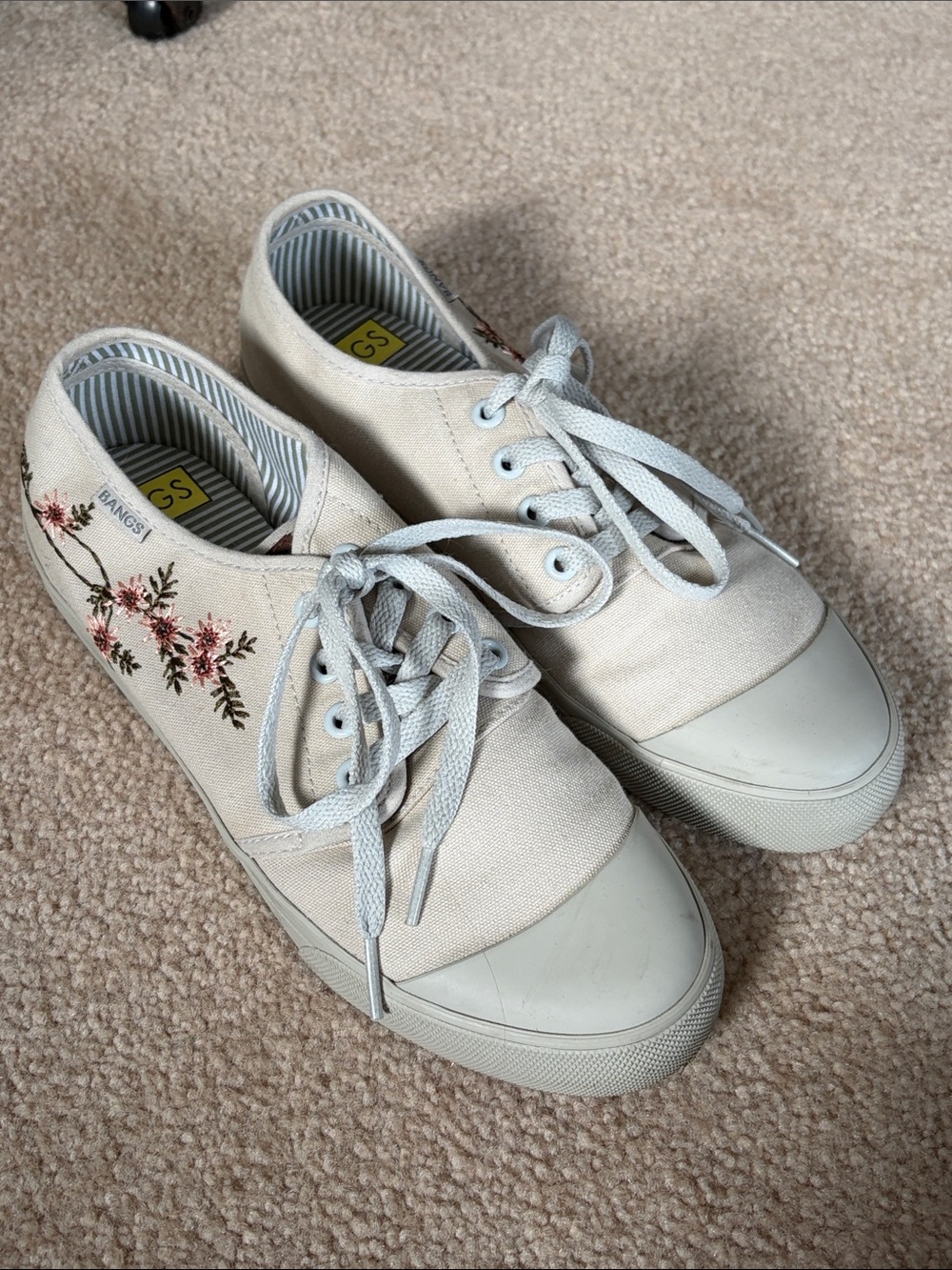 Cream Canvas Lace-Up Sneakers with Pink Floral Embroidery